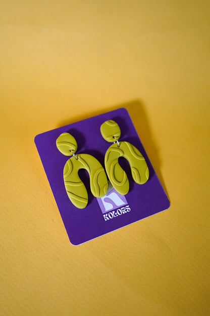 Pendientes con relieve