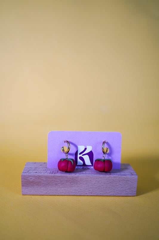 Pendientes de tomates