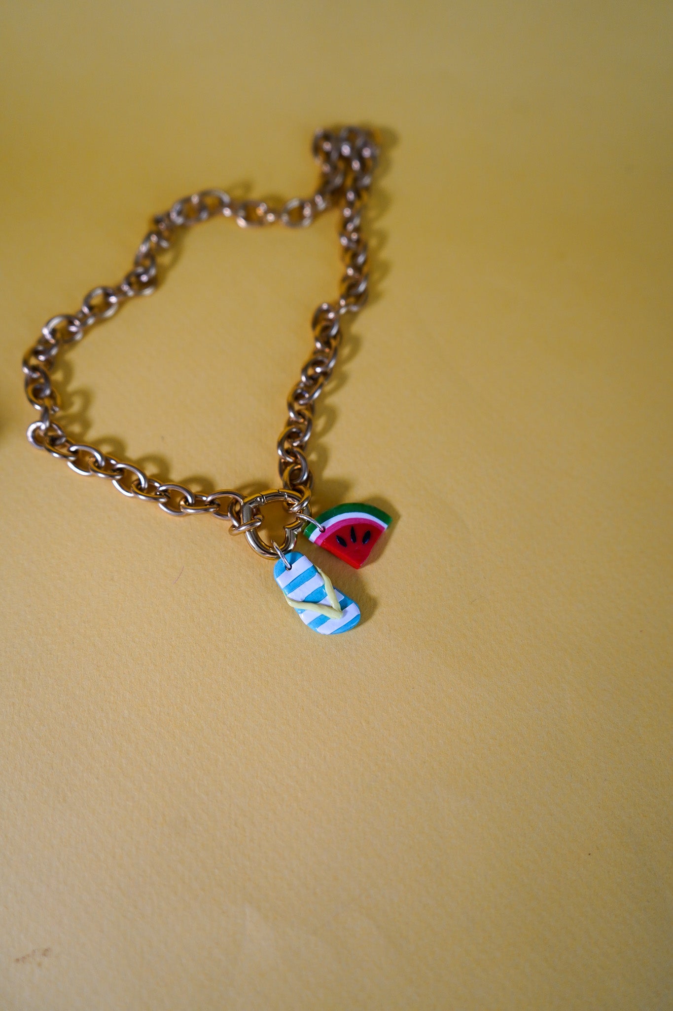 Collar sandía y chancla choker