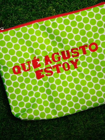 Lunares verdes letra roja - Qué agusto estoy - Neceser