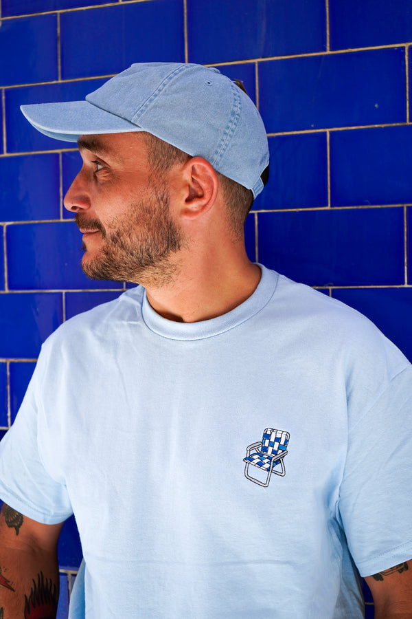 Camiseta bordada silla de playa