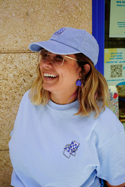 Camiseta bordada silla de playa