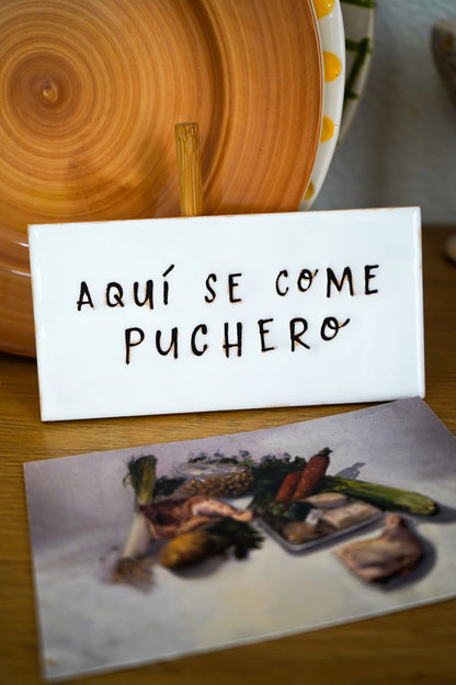 Azulejo para colgar Aquí se come puchero