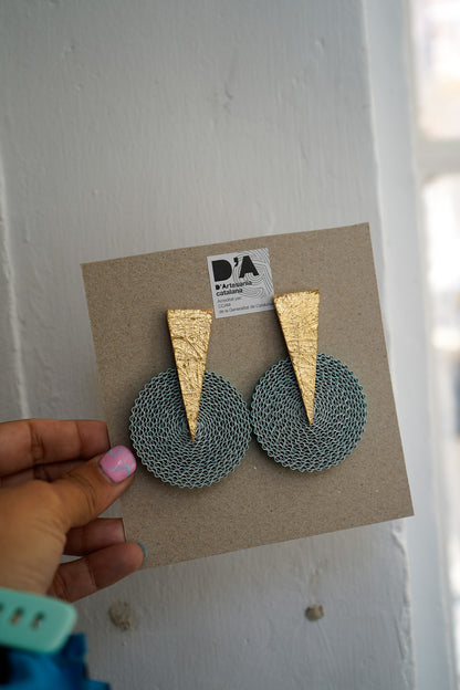 Pendientes de cartón círculo VERDE, triángulo DORADO