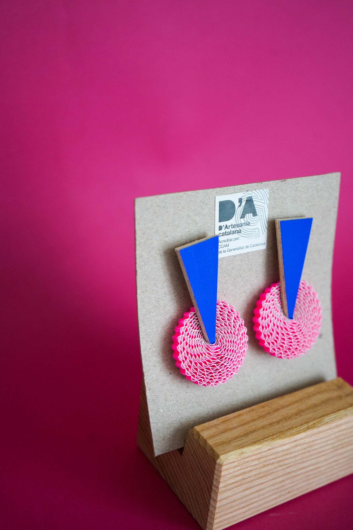 Pendientes de cartón círculo AZUL triángulo ROSA