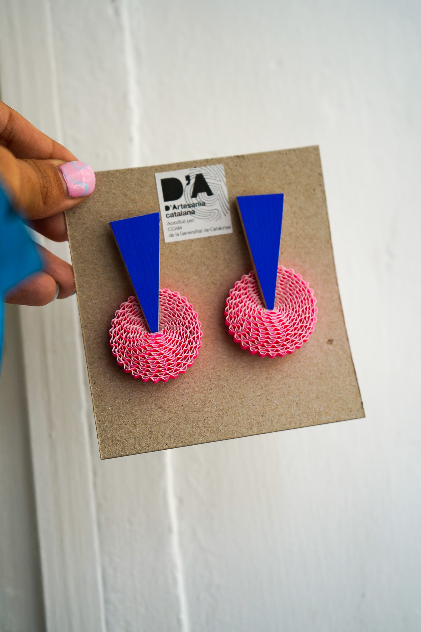 Pendientes de cartón círculo AZUL triángulo ROSA