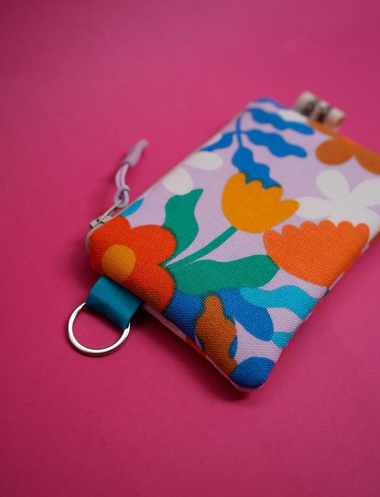 Monedero flores fondo rosita