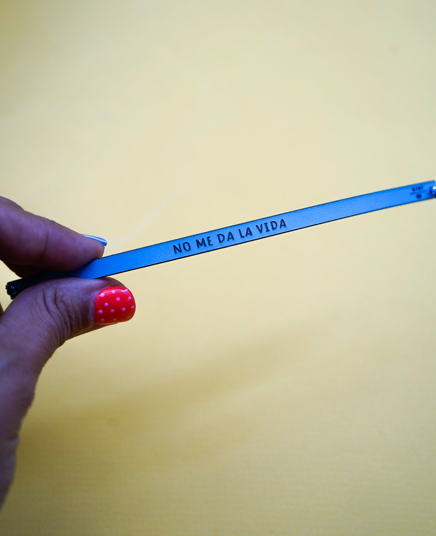 Pulsera No me da la vida azul