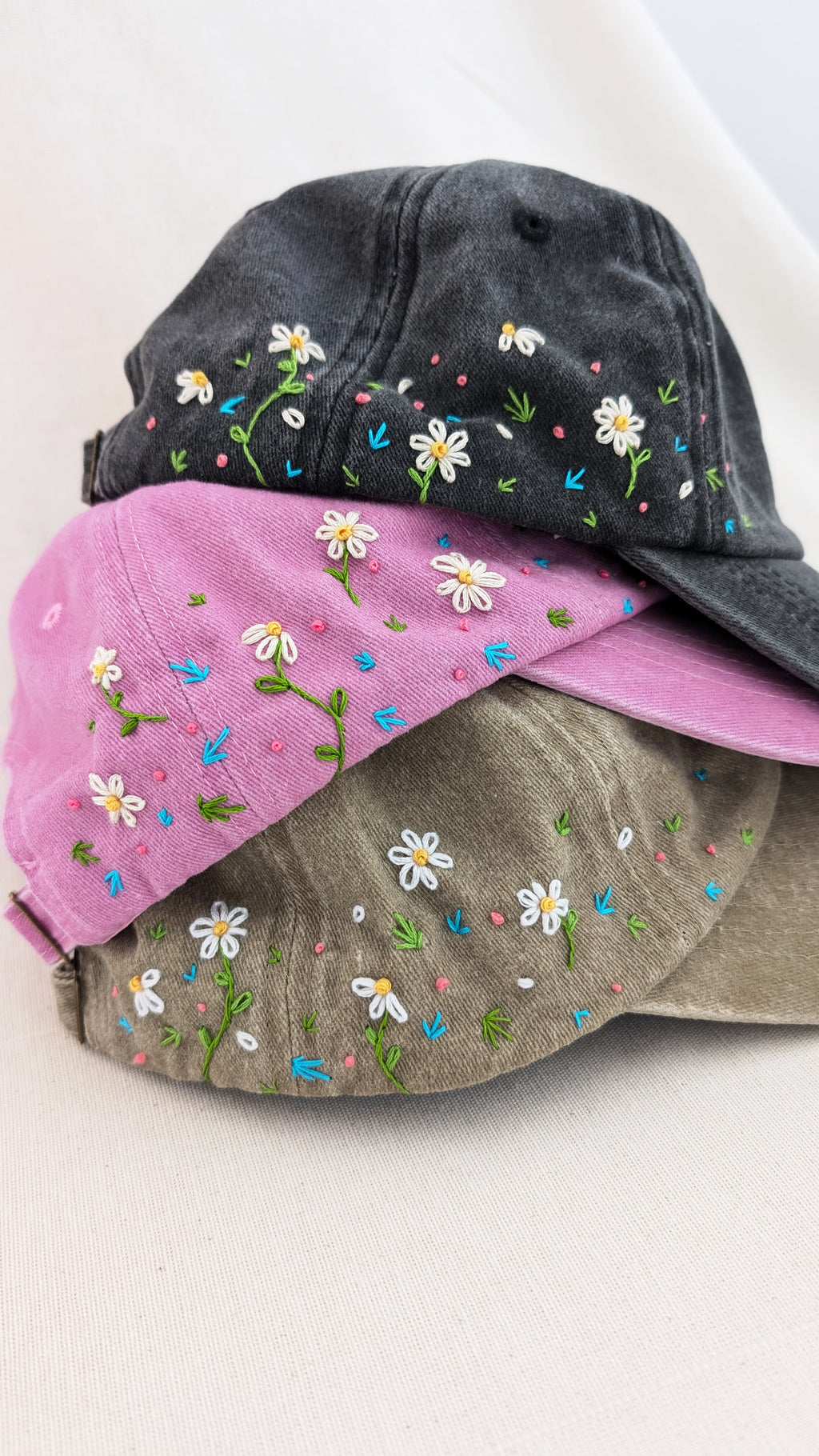 Gorras bordadas margaritas