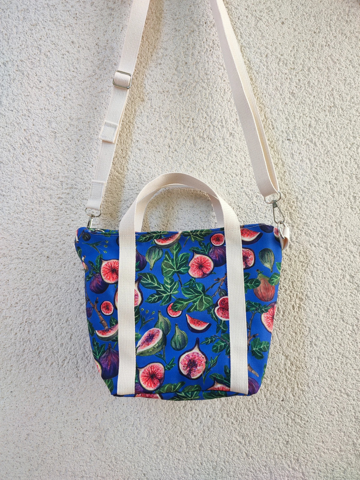 Bolso azul higos
