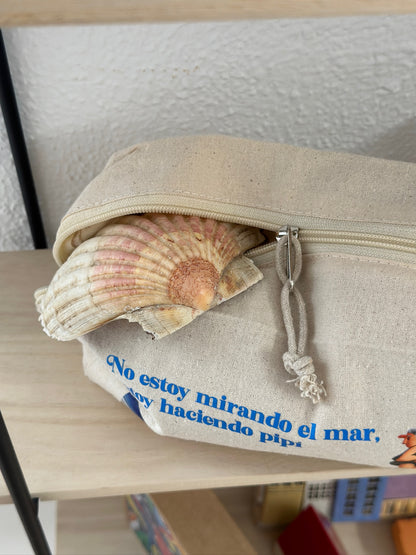 Large toiletry bag Grandma - I'm not looking at the sea, I'm peeing