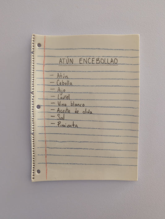 Plato cerámica Receta atún encebollao