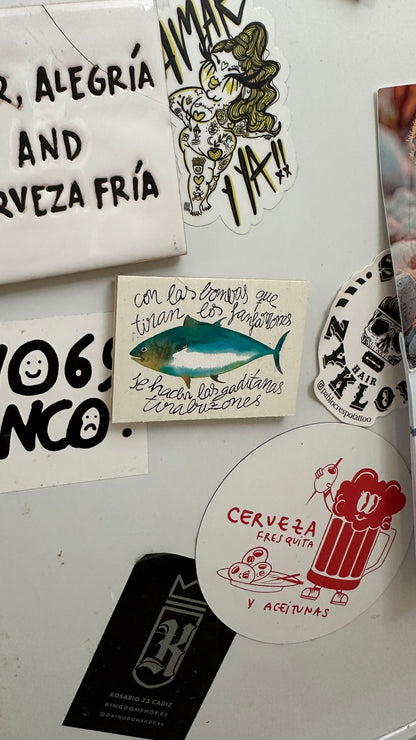 IMÁN Atún Con las bombas que tiran los fanfarrones se hacen las gaditanas tirabuzones