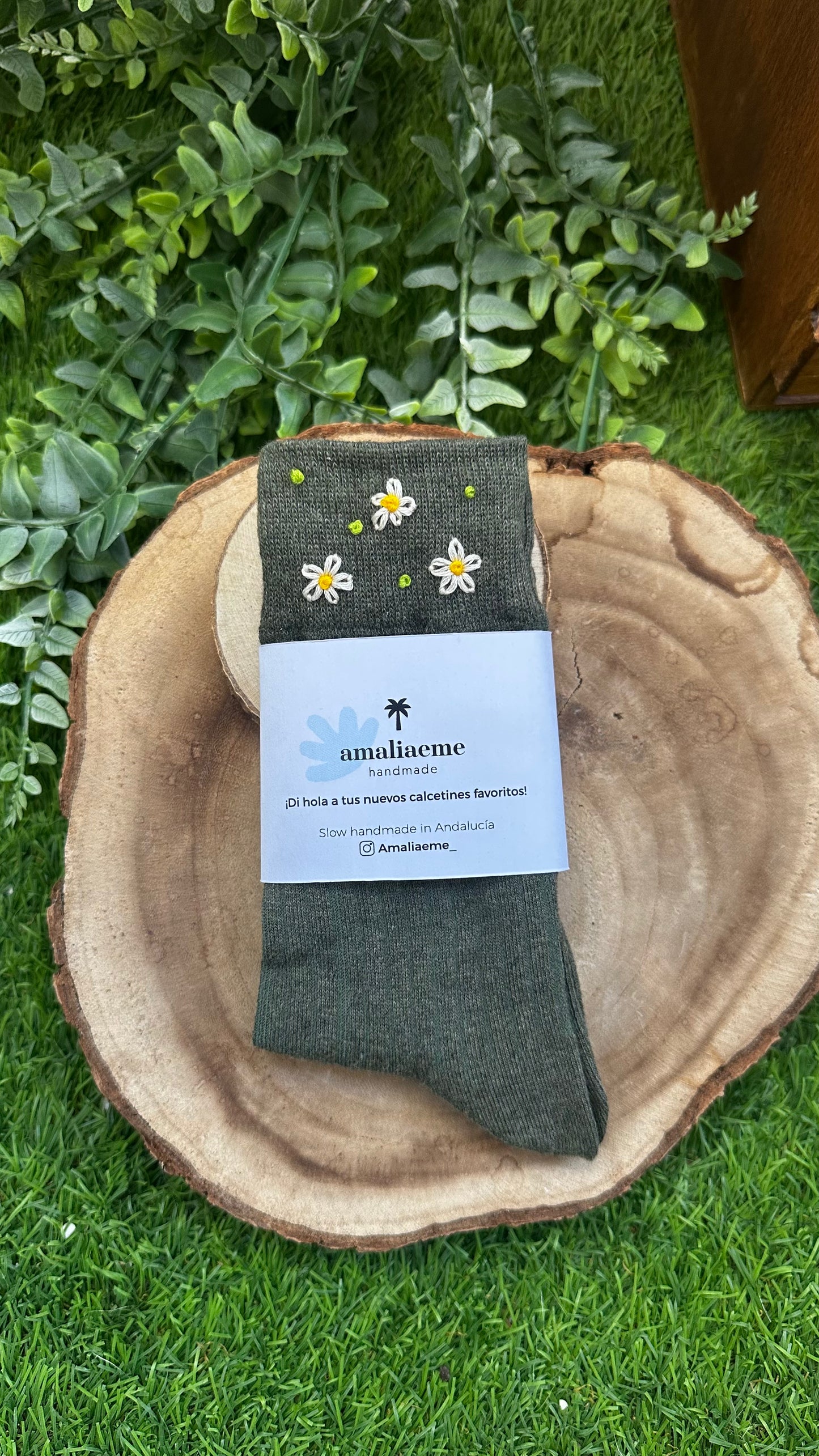 Calcetines bordados margaritas