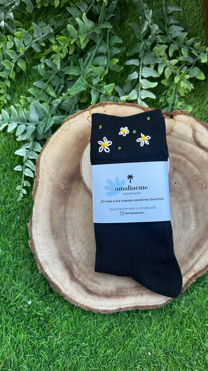 Calcetines bordados margaritas