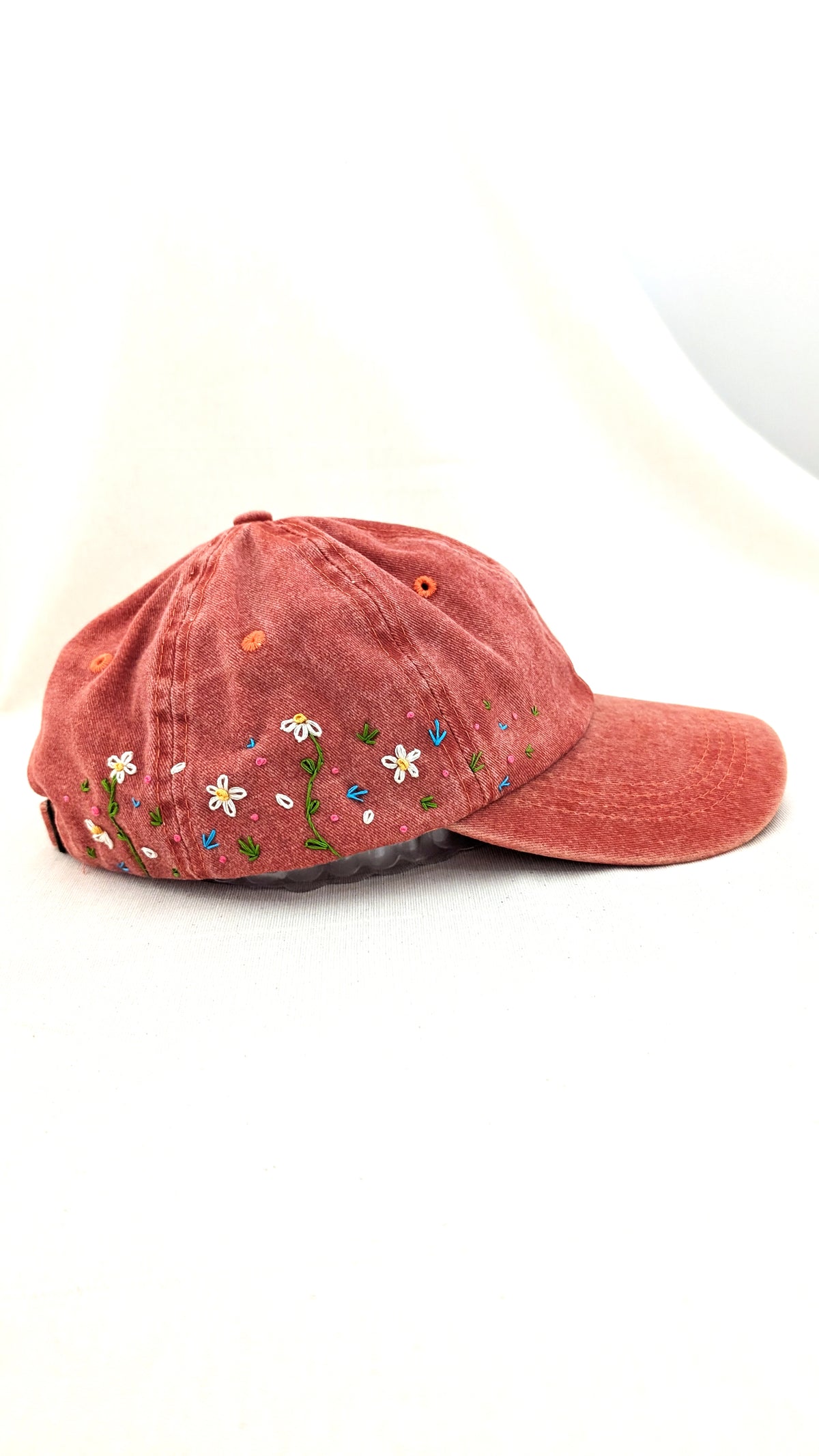Gorras bordadas margaritas