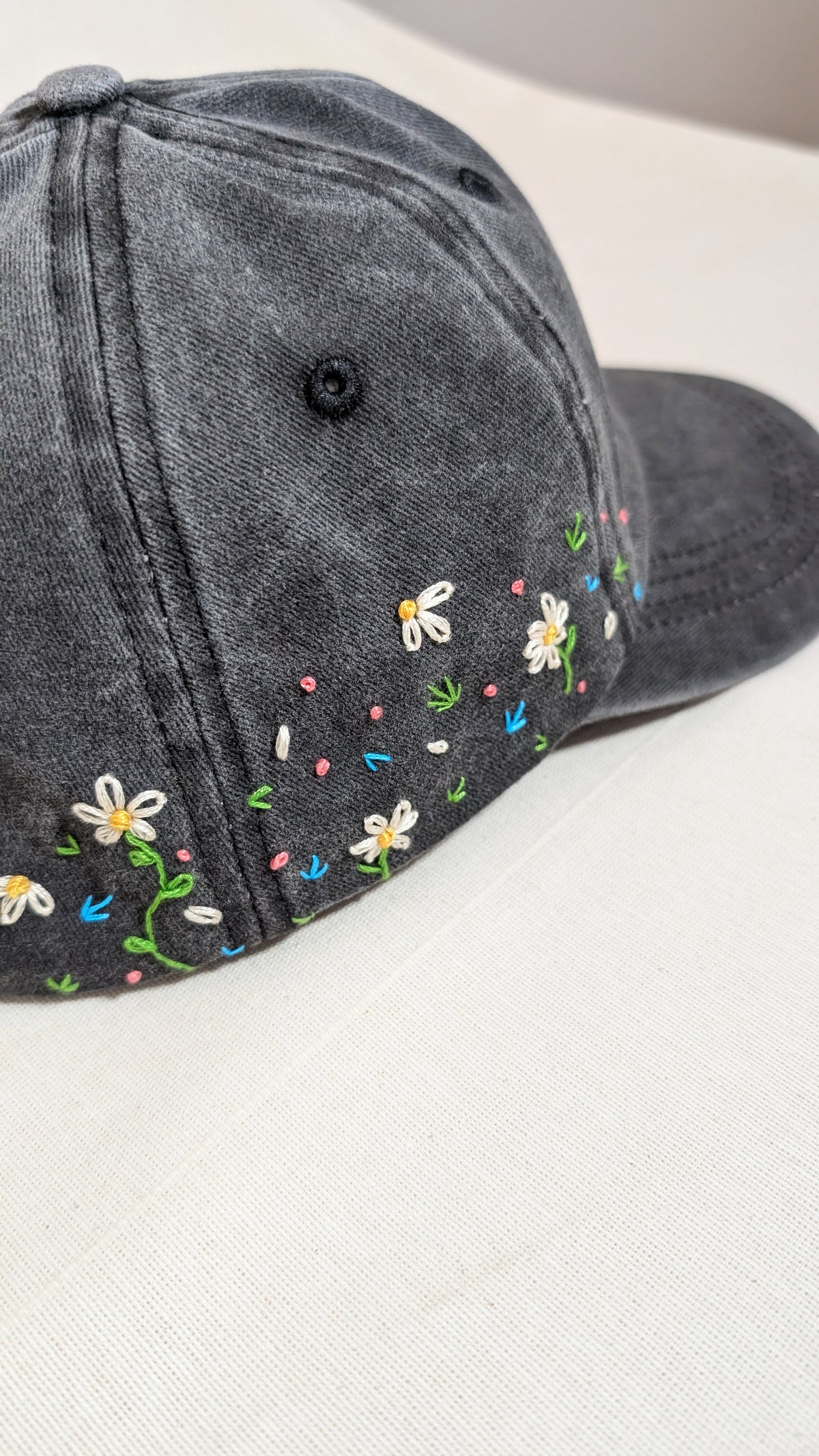 Gorras bordadas margaritas