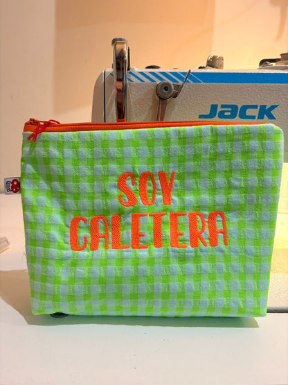 Neceser soy caletera vichy verde letra naranja