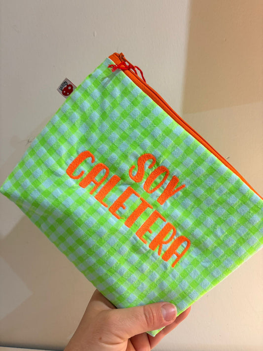 Neceser soy caletera vichy verde letra naranja