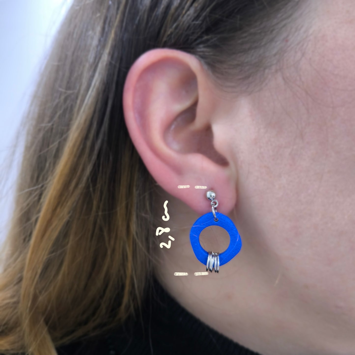 Pendientes azules con aritos