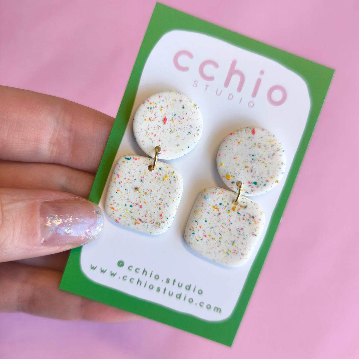 Pendientes blancos confeti