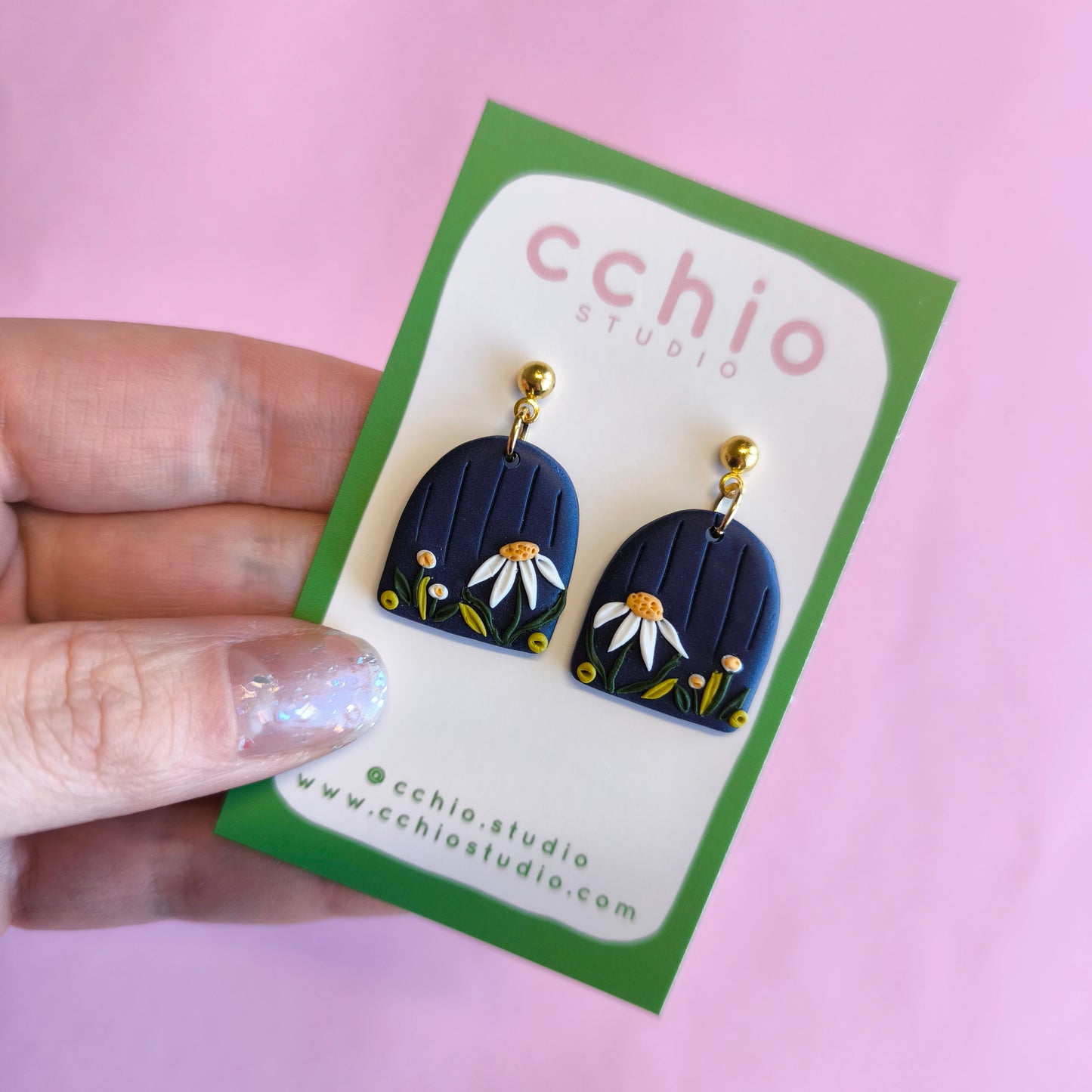 Pendientes flores blancas azul oscuro