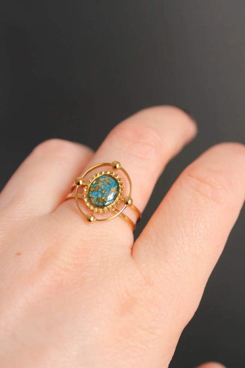Anillo Tierra Orquídea azul y hoja de rosal - dorado