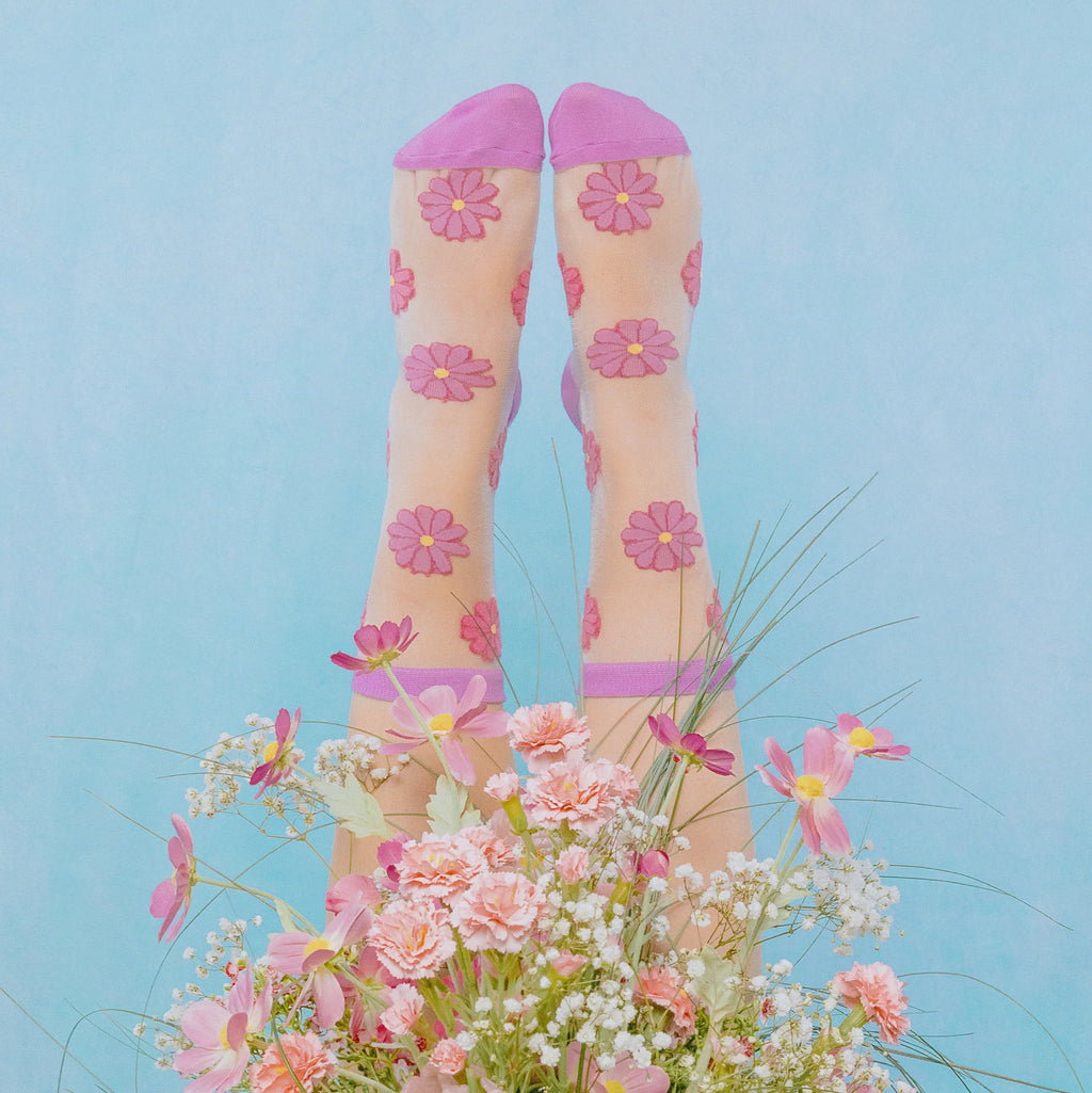 Calcetines margaritas rosas transparentes