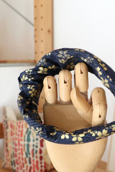 Diadema Flores Doradas - de nudo