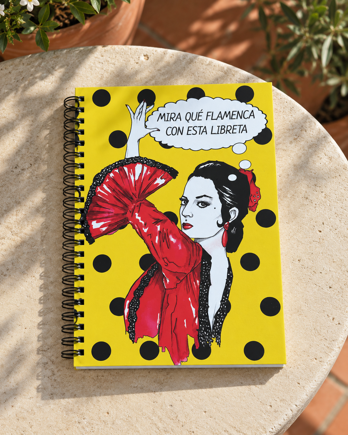 Libreta Lola Flores - Mira qué flamenca con esta libreta.