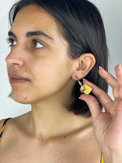 Pendientes aro Cartas del Tarot y mano