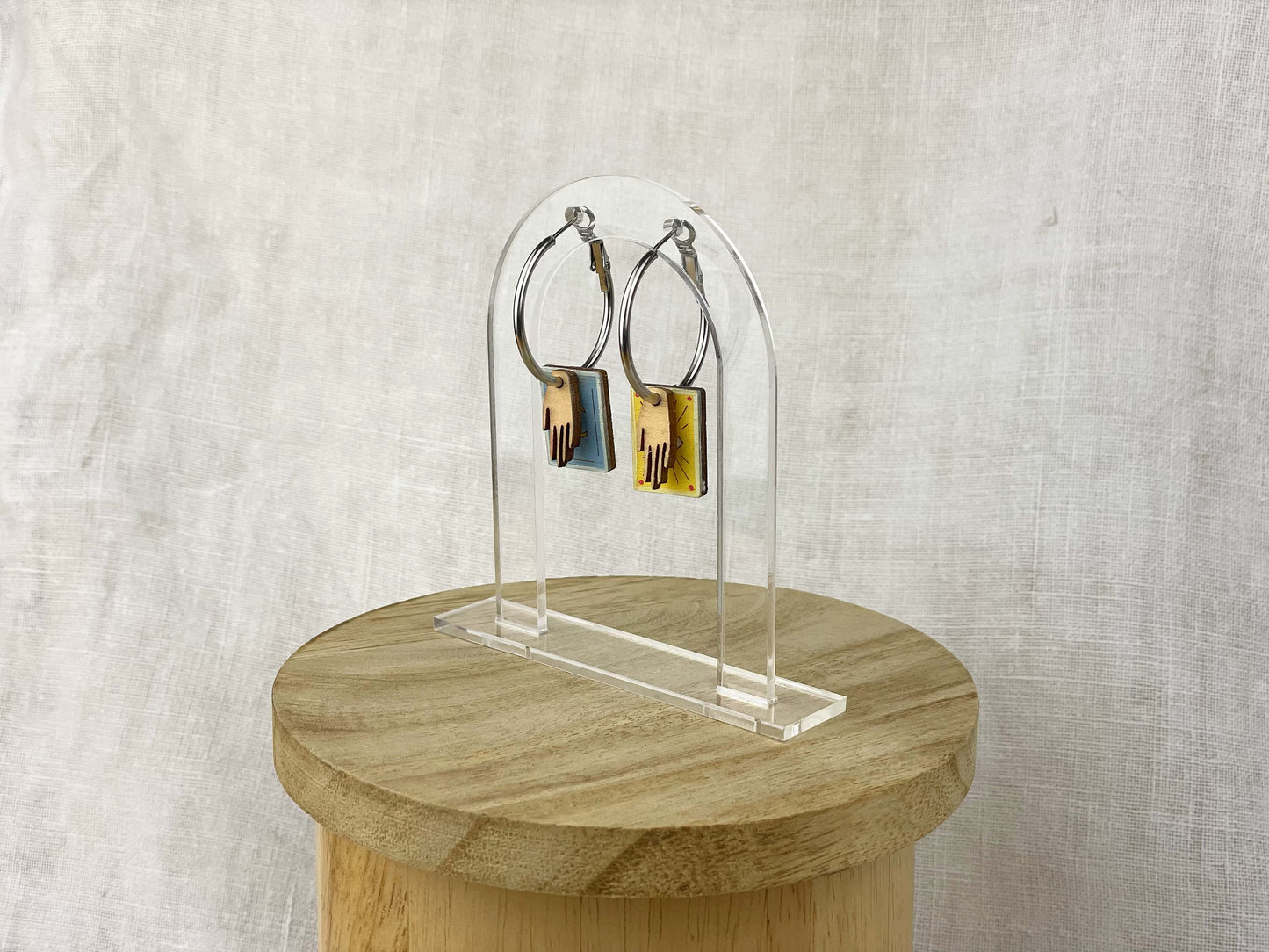 Pendientes aro Cartas del Tarot y mano