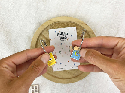 Pendientes aro Cartas del Tarot y mano