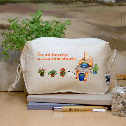 Grandma Large Toiletry Bag - Inside me I was born as a grandmother