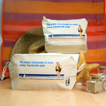 Large toiletry bag Grandma - I'm not looking at the sea, I'm peeing