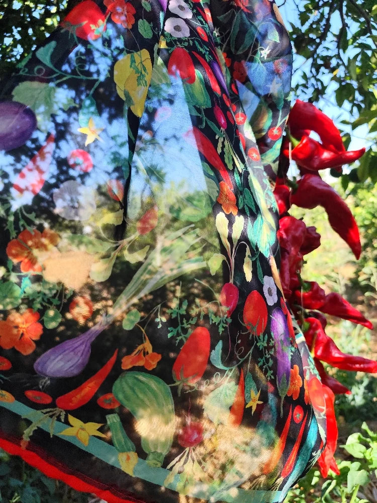 Pañuelo mediano negro huerto