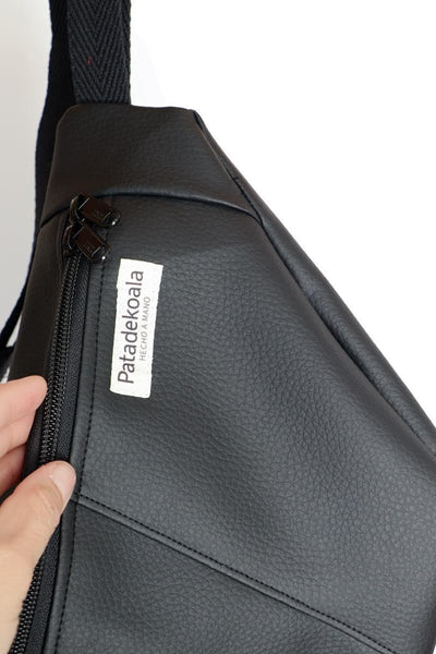 Riñonera Bandolera Negra Vegana