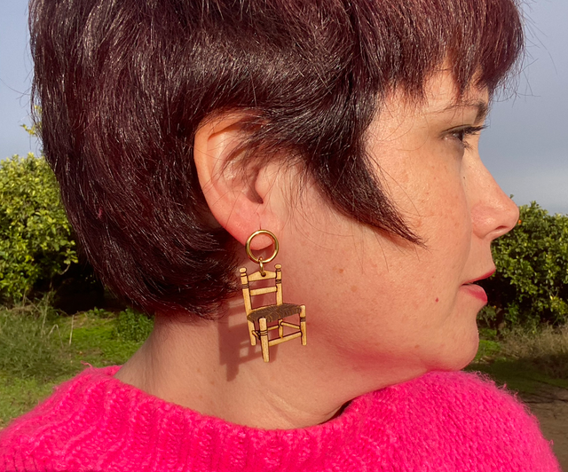 Pendientes PACK silla enea y maceta geranios